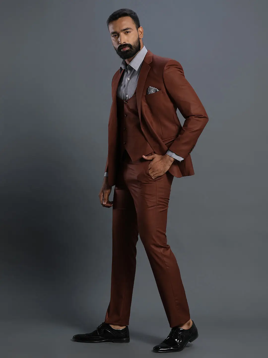 Brown 3 Piece Suit — image 5