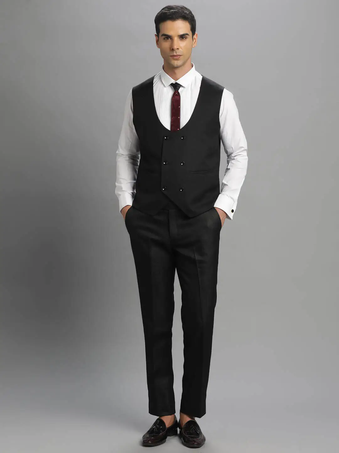 Subtle Black 3 Piece Suit — image 1